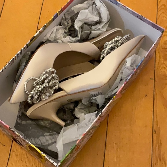 Jeffrey Campbell Zivot Pump Size: 8.5 - Picture 6 of 14